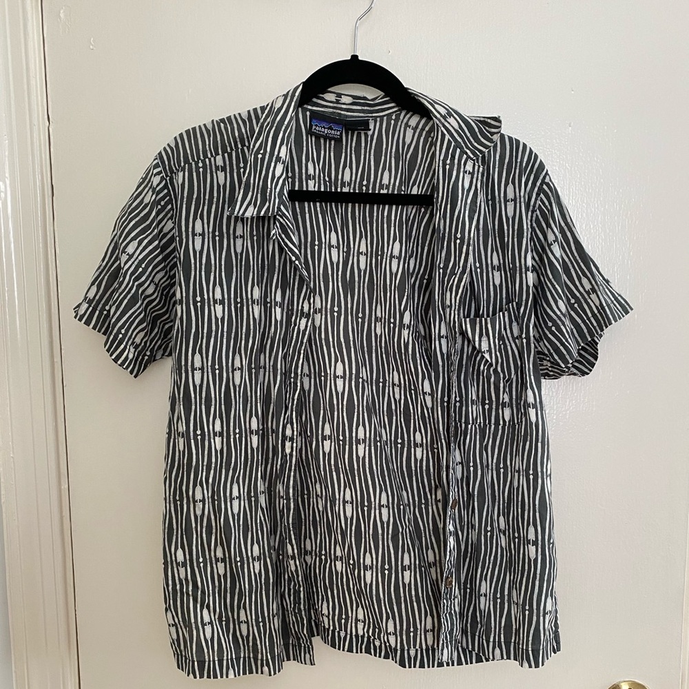 Patagonia Organic Cotton Women’s Short Sleeve Button Down
